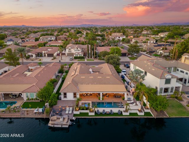 445 E LYNX Way, Chandler, AZ 85249
