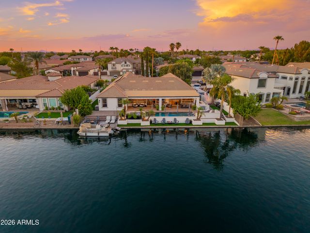 445 E LYNX Way, Chandler, AZ 85249