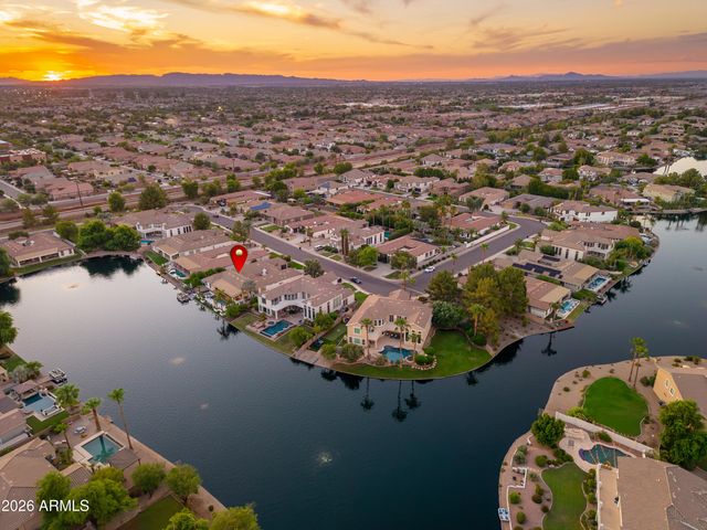 445 E LYNX Way, Chandler, AZ 85249