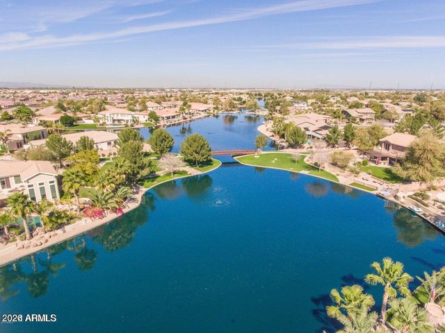 445 E LYNX Way, Chandler, AZ 85249