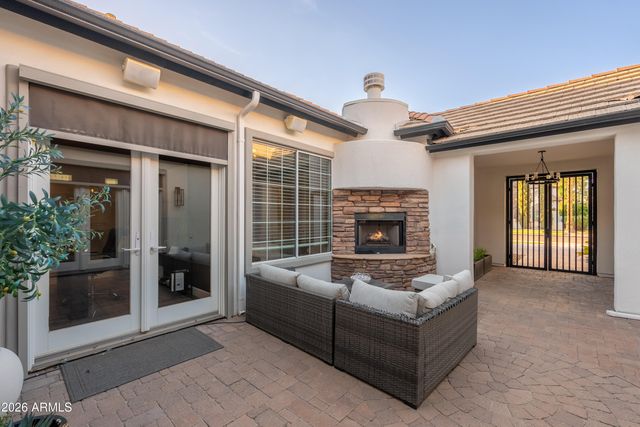 445 E LYNX Way, Chandler, AZ 85249