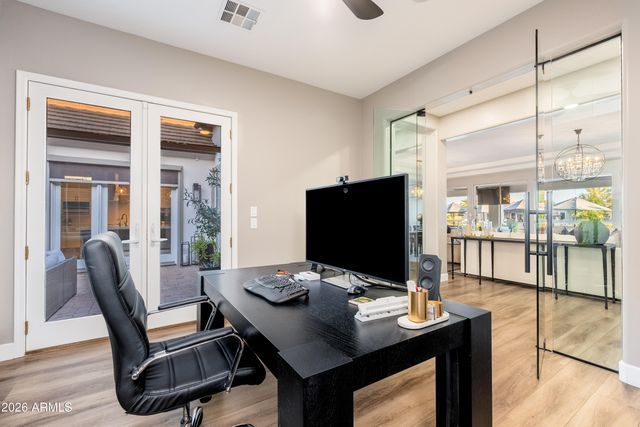 445 E LYNX Way, Chandler, AZ 85249