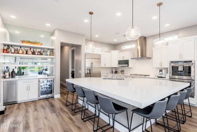 445 E LYNX Way, Chandler, AZ 85249