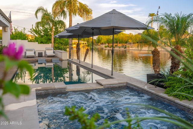 445 E LYNX Way, Chandler, AZ 85249