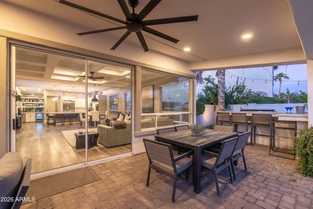 445 E LYNX Way, Chandler, AZ 85249