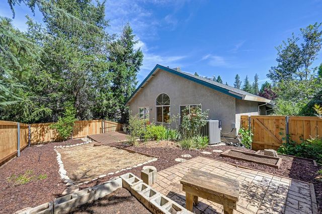 217 Incline Dr, Colfax, CA 95713