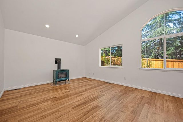 217 Incline Dr, Colfax, CA 95713