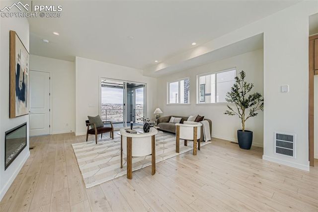 1731 Keystone Crest Lane, Colorado Springs, CO 80905