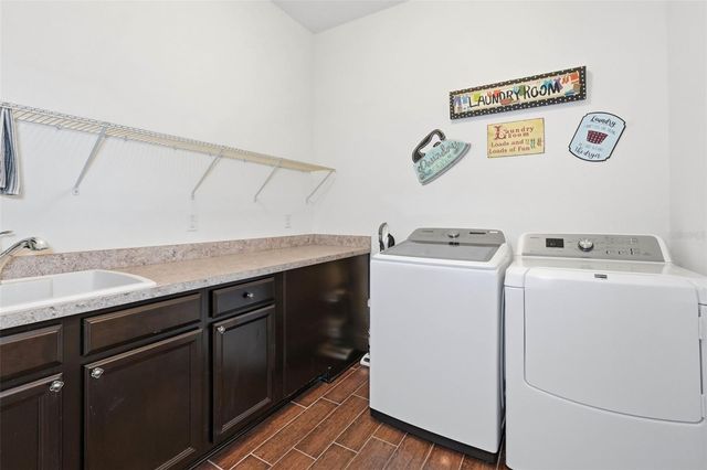 7945 CHILTON DRIVE, Orlando, FL 32836