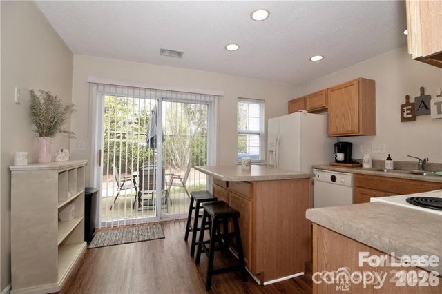 137 Lynch Circle, Mooresville, NC 28117