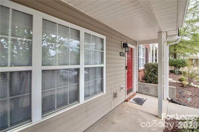 137 Lynch Circle, Mooresville, NC 28117