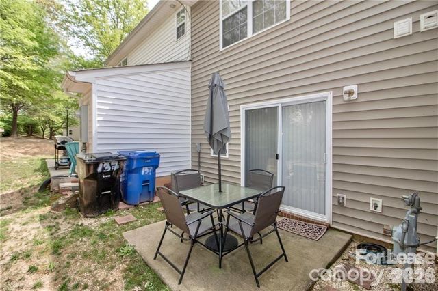 137 Lynch Circle, Mooresville, NC 28117