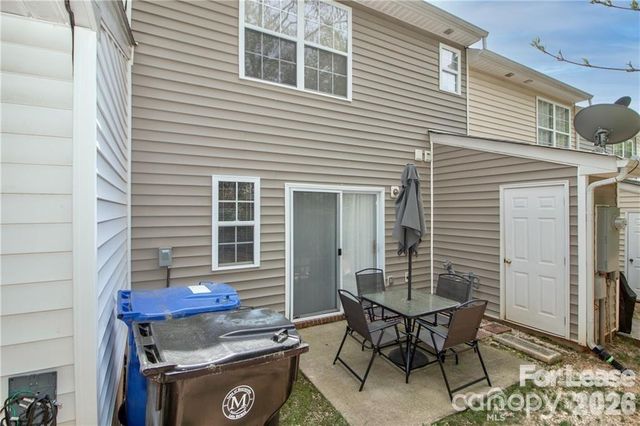 137 Lynch Circle, Mooresville, NC 28117