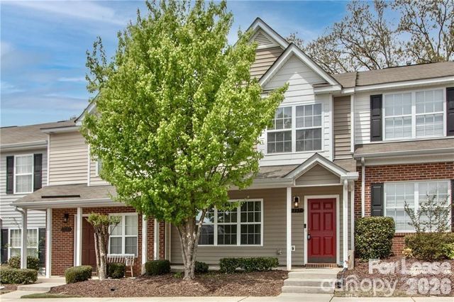 137 Lynch Circle, Mooresville, NC 28117