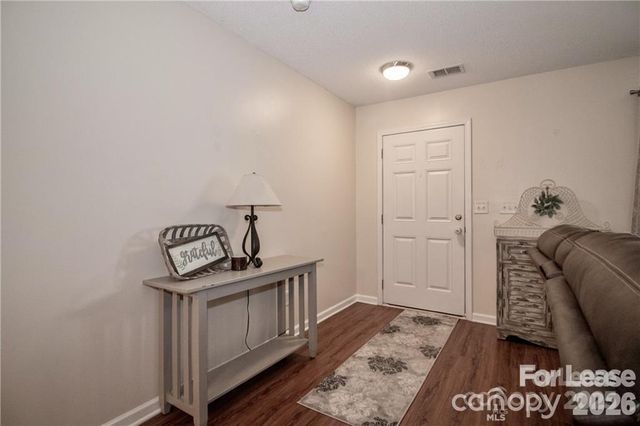 137 Lynch Circle, Mooresville, NC 28117