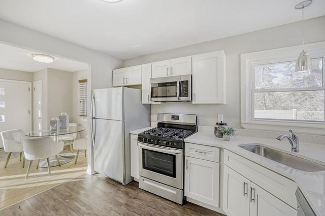 1304 Independence Avenue S, Saint Louis Park, MN 55426