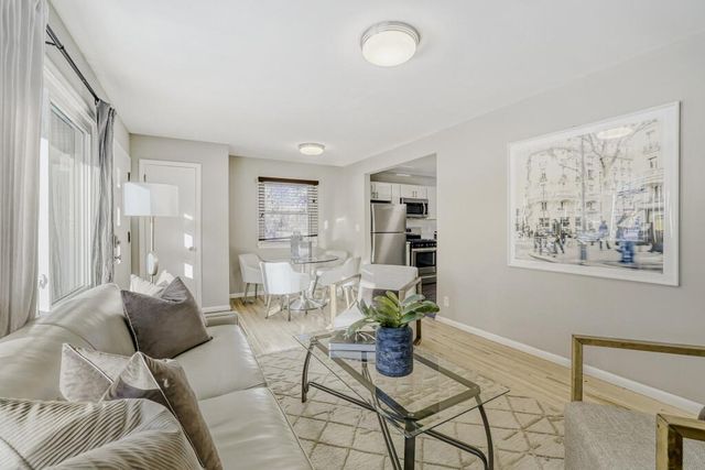 1304 Independence Avenue S, Saint Louis Park, MN 55426