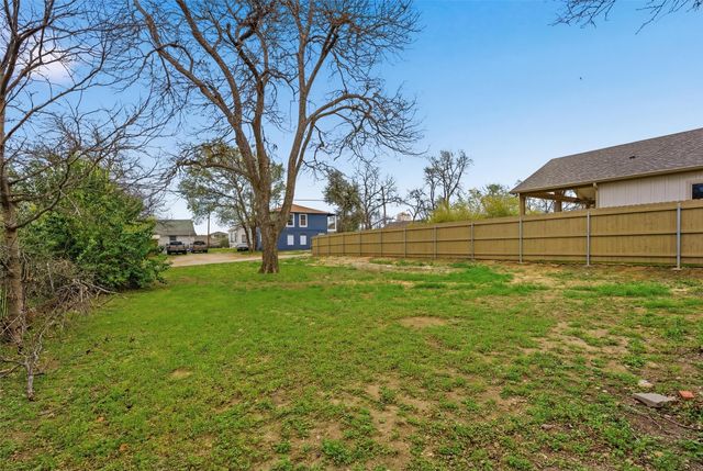 603 N 10th Street, Waco, TX 76701