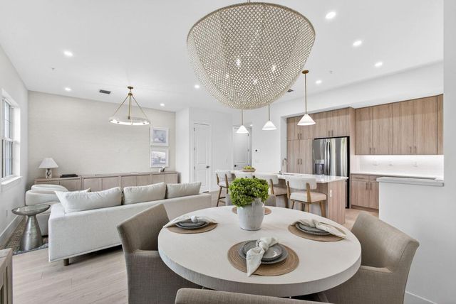 125 Water Pointe Place Place 28, Jupiter, FL 33477