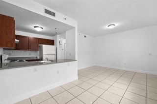 2429 W 78th Street 102, Hialeah, FL 33016