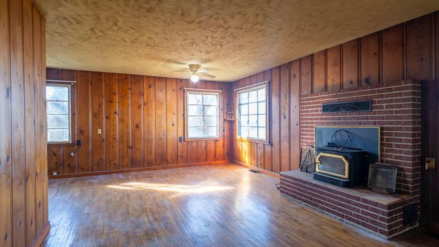 1838 State Route K, West Plains, MO 65775