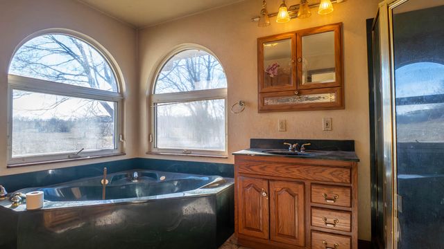 1838 State Route K, West Plains, MO 65775