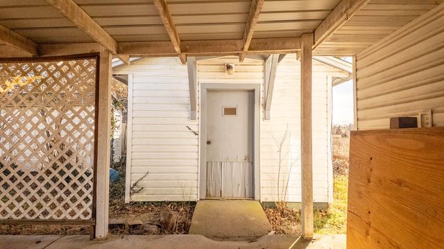 1838 State Route K, West Plains, MO 65775