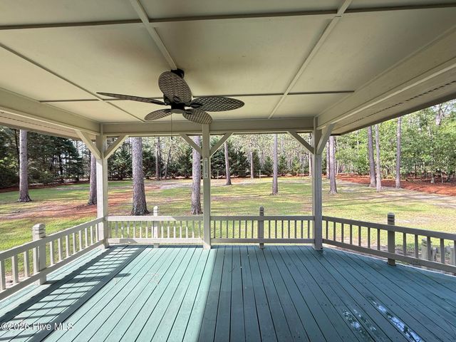 315 W Craven Avenue, Pinebluff, NC 28373