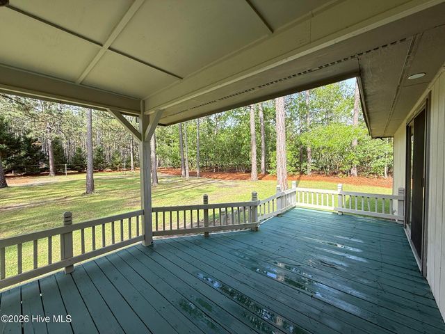 315 W Craven Avenue, Pinebluff, NC 28373