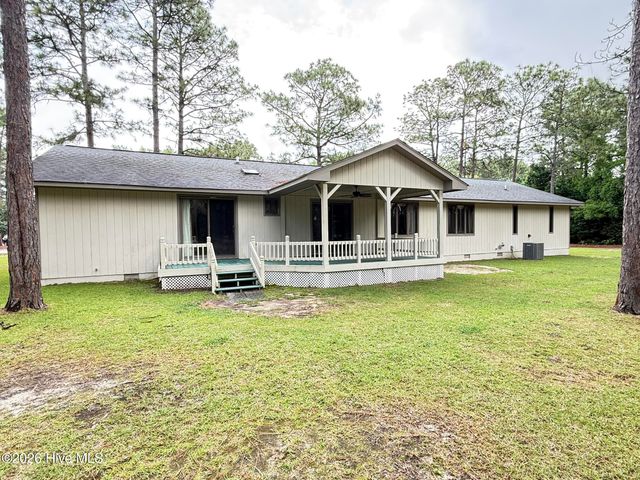 315 W Craven Avenue, Pinebluff, NC 28373