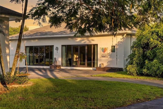 27950 SW 182nd Ave, Homestead, FL 33031