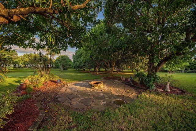 27950 SW 182nd Ave, Homestead, FL 33031