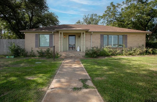 502 W Hubbard St, Lindale, TX 75771