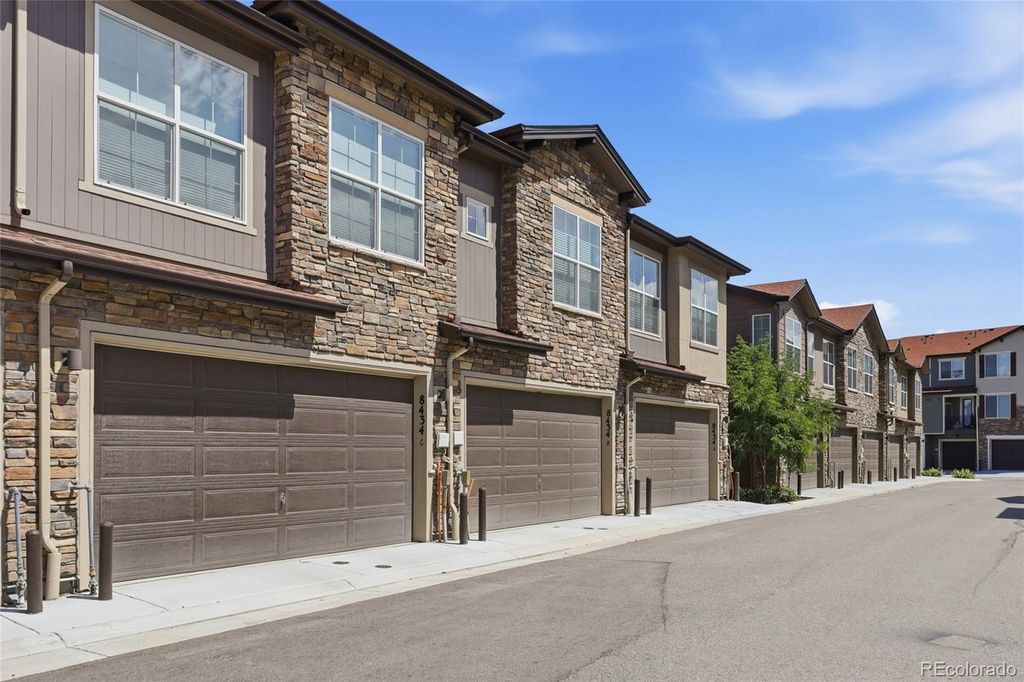 Image 4 of property listing at 8434 Rizza Street C, Littleton, CO 80129