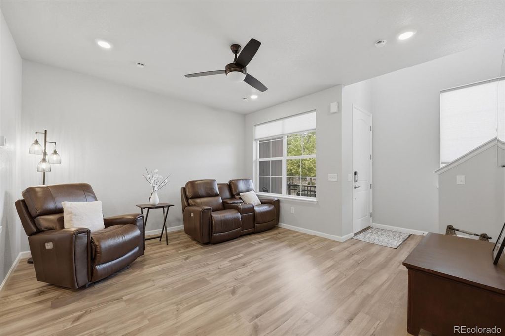 Image 6 of property listing at 8434 Rizza Street C, Littleton, CO 80129