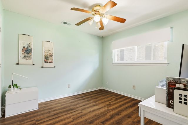 109 Crestwood Drive, Rockwall, TX 75087