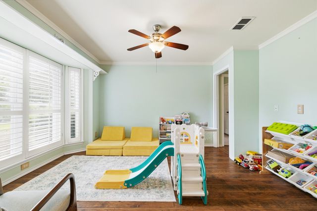 109 Crestwood Drive, Rockwall, TX 75087