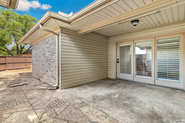 109 Crestwood Drive, Rockwall, TX 75087