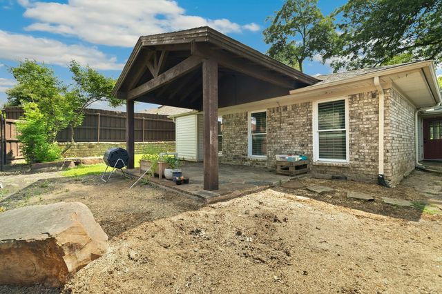 109 Crestwood Drive, Rockwall, TX 75087