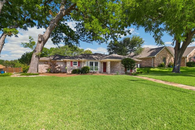 109 Crestwood Drive, Rockwall, TX 75087