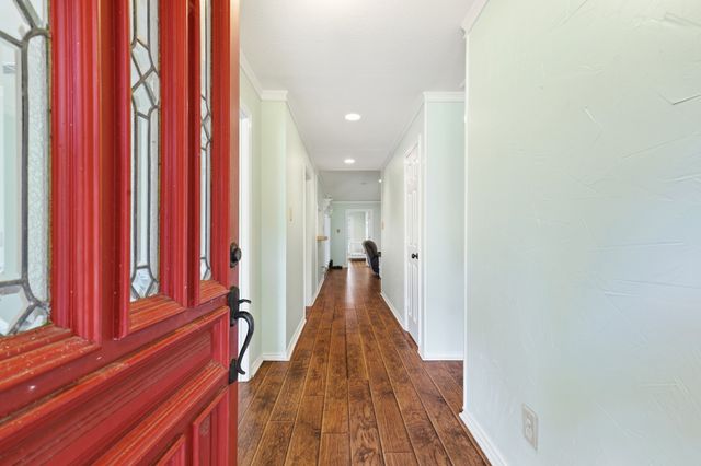 109 Crestwood Drive, Rockwall, TX 75087