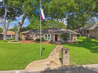 109 Crestwood Drive, Rockwall, TX 75087