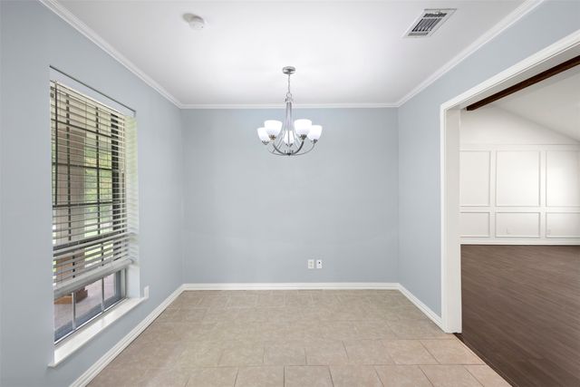 102 Pecan Lane, Oak Leaf, TX 75154