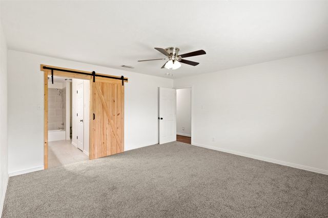 102 Pecan Lane, Oak Leaf, TX 75154