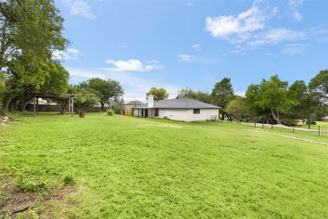 102 Pecan Lane, Oak Leaf, TX 75154