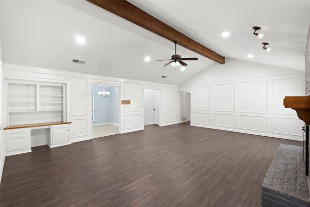102 Pecan Lane, Oak Leaf, TX 75154
