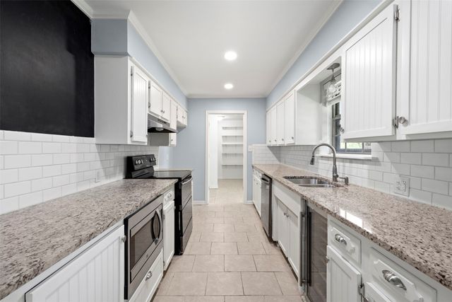 102 Pecan Lane, Oak Leaf, TX 75154
