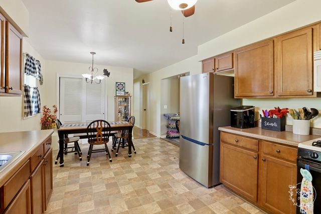 2205 W Hickory Street, Kankakee, IL 60901