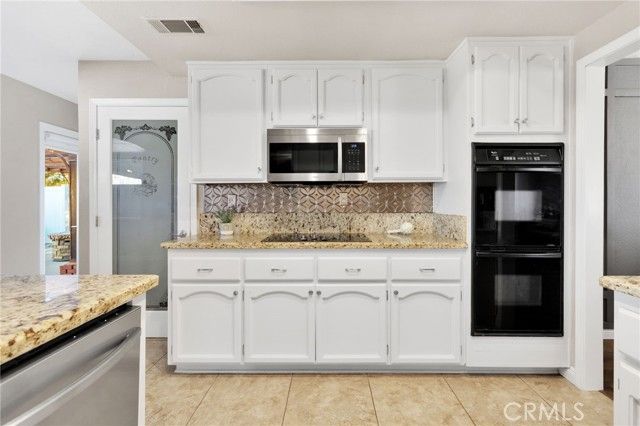 15931 Kewanee, Apple Valley, CA 92307