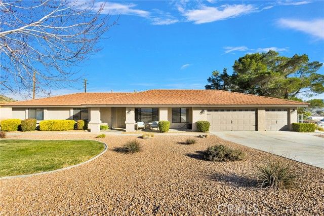 15931 Kewanee, Apple Valley, CA 92307